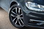 Volkswagen Golf TDI Estate 2017 года (UK)
